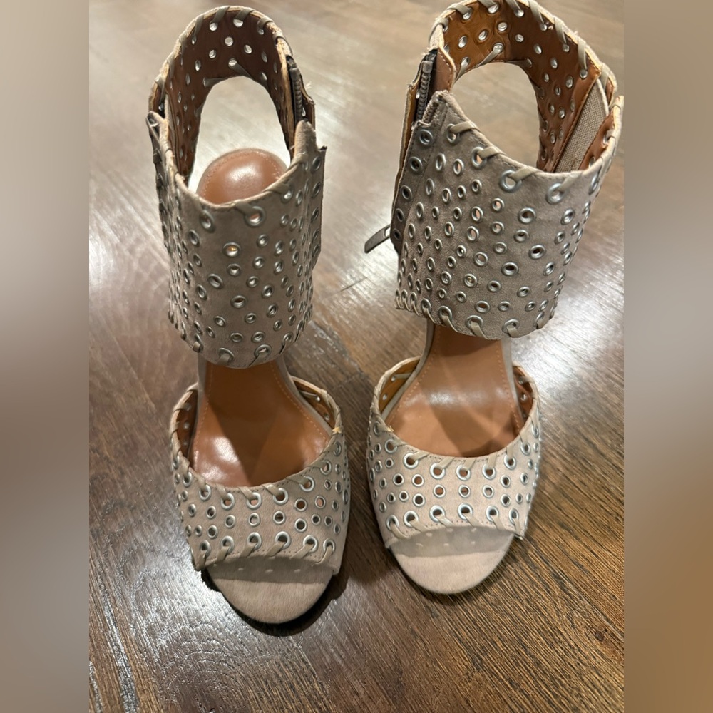 Enzo Angiolini Beige Studded Heels